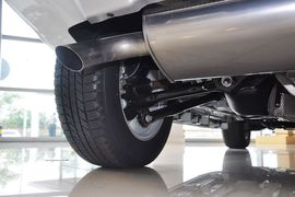 2013款路虎神行者2 2.2T SD4 SE柴油款