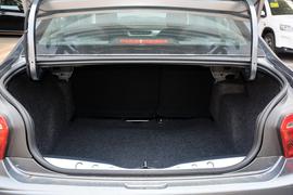 2017款雪铁龙爱丽舍 1.6L 手动时尚型