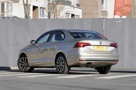 2016款大众宝来 230TSI DSG 豪华型