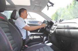 2016款铃木维特拉 1.4T 自动四驱旗舰型
