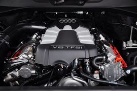 2014款奥迪Q7 35TFSI越野型