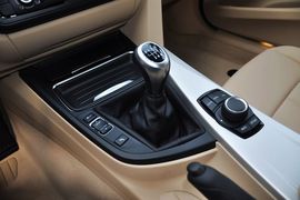 2014款宝马320Li手动型
