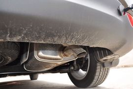 2013款起亚新佳乐2.0L 5座自动标准版