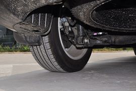 2013款起亚新佳乐2.0L 5座自动标准版