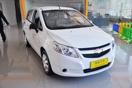 2013款雪佛兰赛欧两厢1.2L EMT理想版