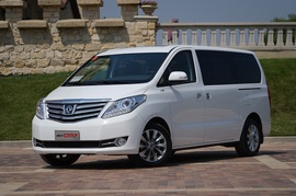 2018款东风风行CM7 2.0T自动旗舰型