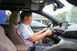 2017款标致5008 380THP 7座豪华GT版