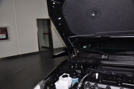 2013款起亚凯尊2.4L商务天窗版