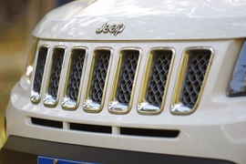 2014款Jeep指南者试驾