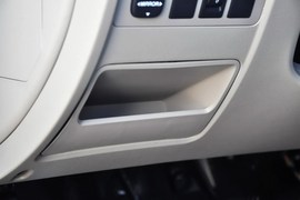 2014款长安逸动1.6L手动豪华型