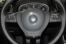 2013款大众帕萨特1.8TSI DSG御尊版