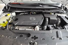 2013款比亚迪速锐1.5TID手自一体豪华型