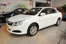 2013款比亚迪速锐1.5TID手自一体豪华型