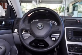 2014款斯柯达明锐1.6L手动逸俊版