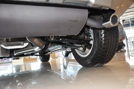 2013款路虎神行者2 2.0T Si4英趣特享版