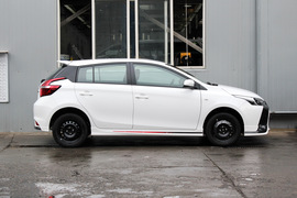 2017款丰田YARiS L 致炫 1.5E CVT劲速升级版