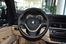 2013款宝马X5 xDrive35i臻享版