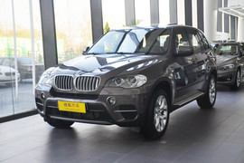 2013款宝马X5 xDrive35i臻享版