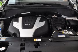 2013款现代格锐3.0L手自一体豪华版6座