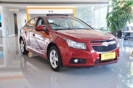 2013款雪佛兰科鲁兹1.6L SE AT