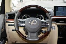 2016款雷克萨斯LX570 尊贵豪华版