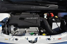 2013款铃木天语SX4酷锐1.6L自动运动型