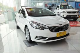2012款起亚K3 1.6L自动GLS
