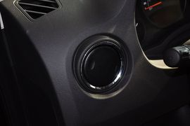 2014款Jeep指南者2.4L四驱运动版