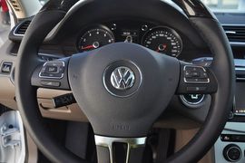 2013款大众迈腾2.0TSI DSG至尊型