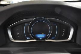 2014款沃尔沃V60 3.0 T6 AWD个性运动版