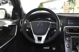 2014款沃尔沃V60 3.0 T6 AWD个性运动版