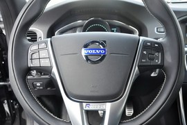 2014款沃尔沃V60  2.0T T5个性运动版