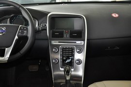 2014款沃尔沃XC60 T5智雅版