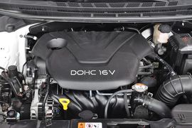 2012款起亚K3 1.6L手动GLS