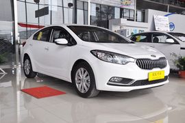 2012款起亚K3 1.6L手动GLS