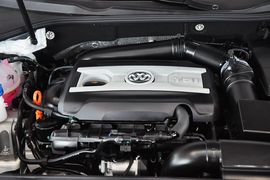2013款大众帕萨特 2.0TSI DSG御尊版