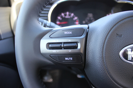 东风悦达起亚新K5到店实拍