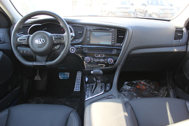 东风悦达起亚新K5到店实拍