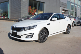 东风悦达起亚新K5到店实拍