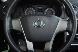 2012款吉利全球鹰新自由舰1.0L手动精英型Ⅱ