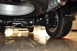 2013款起亚霸锐3.8L 自动豪华版 京V
