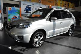 2014款雷诺科雷傲2.5L无级变速两驱舒适版
