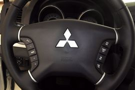 2014款三菱帕杰罗长轴3.0L 手自一体 精英型