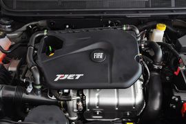 2012款菲亚特菲翔1.4T自动劲享版