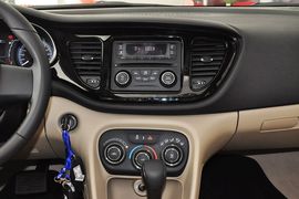 2012款菲亚特菲翔1.4T自动劲享版