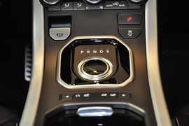 2013款揽胜极光2.2T 5门柴油版