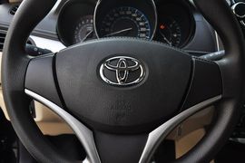 2014款丰田威驰1.5L手动智尚版