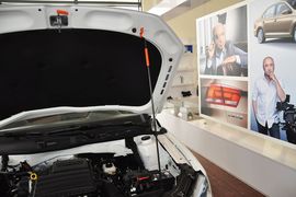 2014款大众朗行1.6L手自一体运动版