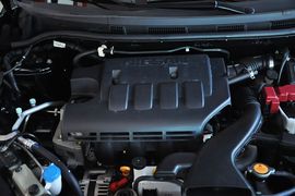 2013款启辰D50 1.6L自动豪华版