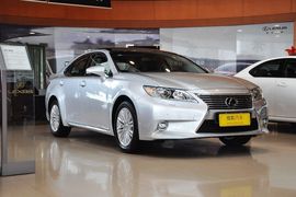 2013款雷克萨斯ES250豪华版